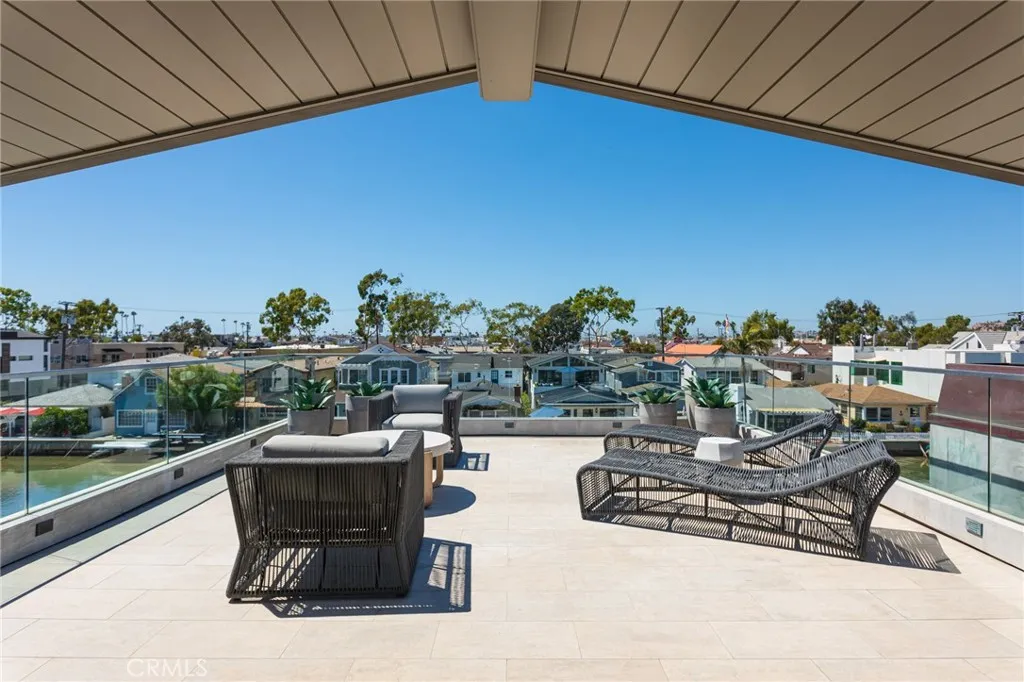 308 Grand Canal, Newport Beach, California 92662 home-pic-26