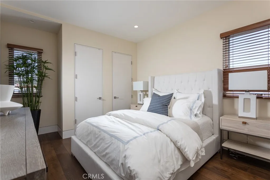 308 Grand Canal, Newport Beach, California 92662 home-pic-21