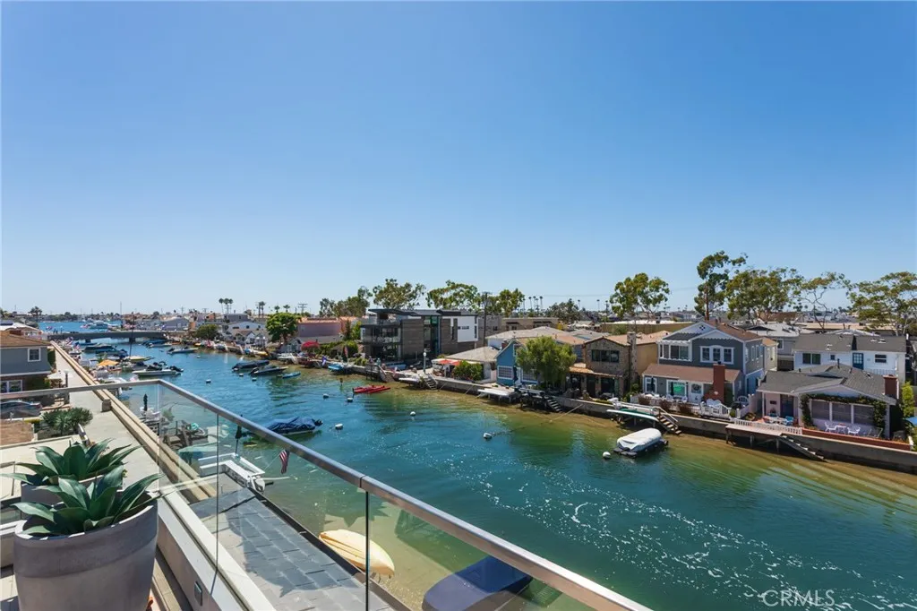 308 Grand Canal, Newport Beach, California 92662 home-pic-29