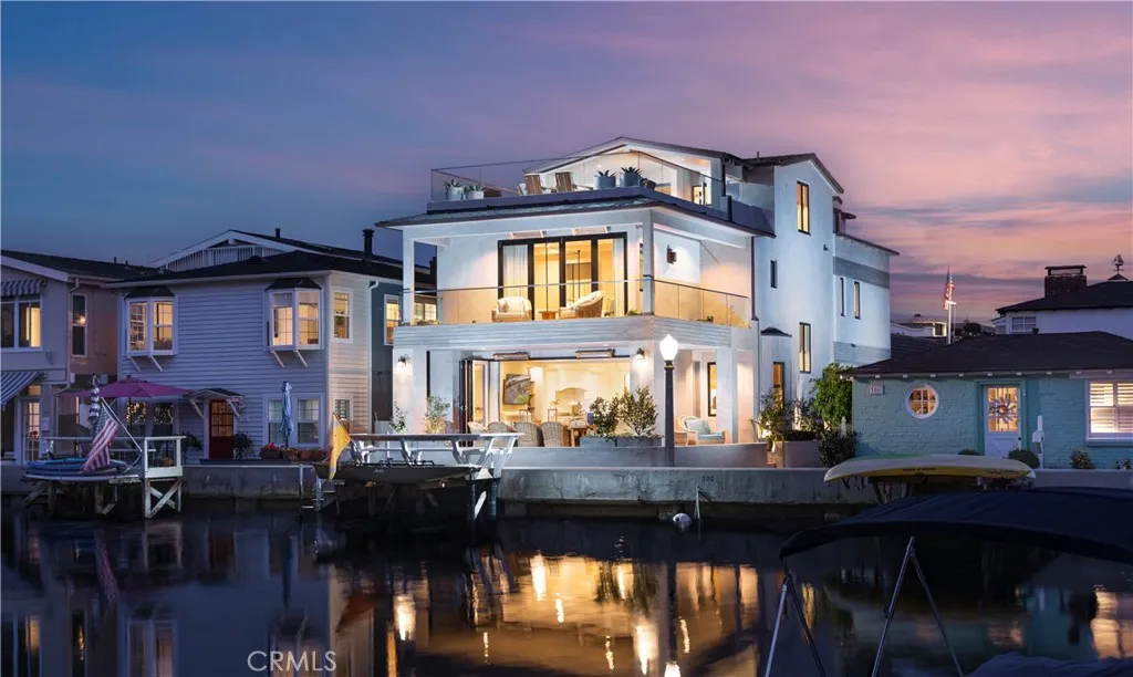308 Grand Canal, Newport Beach, California 92662 home-pic-1
