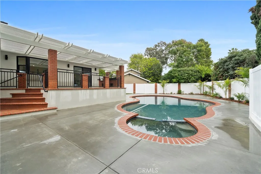 1943 Pelican Place, Costa Mesa, California 92626 home-pic-31