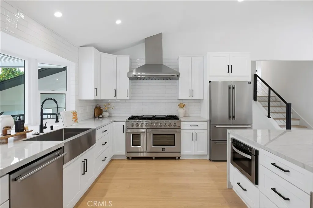 1943 Pelican Place, Costa Mesa, California 92626 home-pic-8