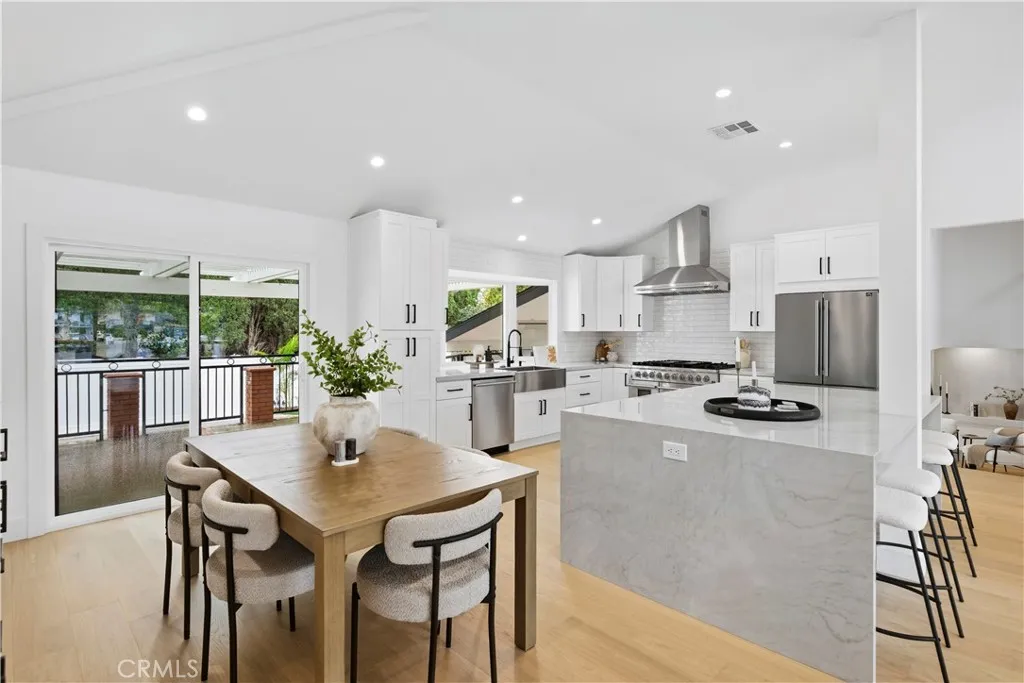 1943 Pelican Place, Costa Mesa, California 92626 home-pic-1
