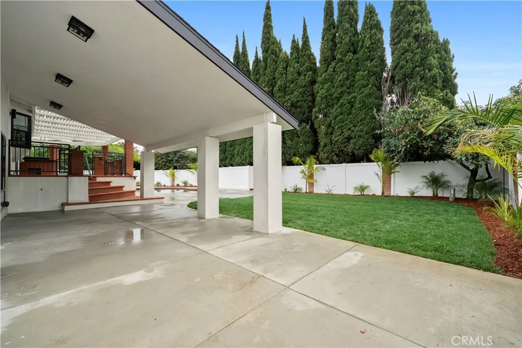 1943 Pelican Place, Costa Mesa, California 92626 home-pic-29