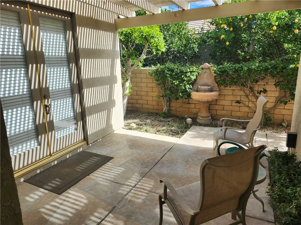 82527 Grant Drive, Indio, California 92201 home-pic-19