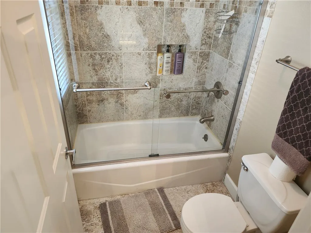 82527 Grant Drive, Indio, California 92201 home-pic-21