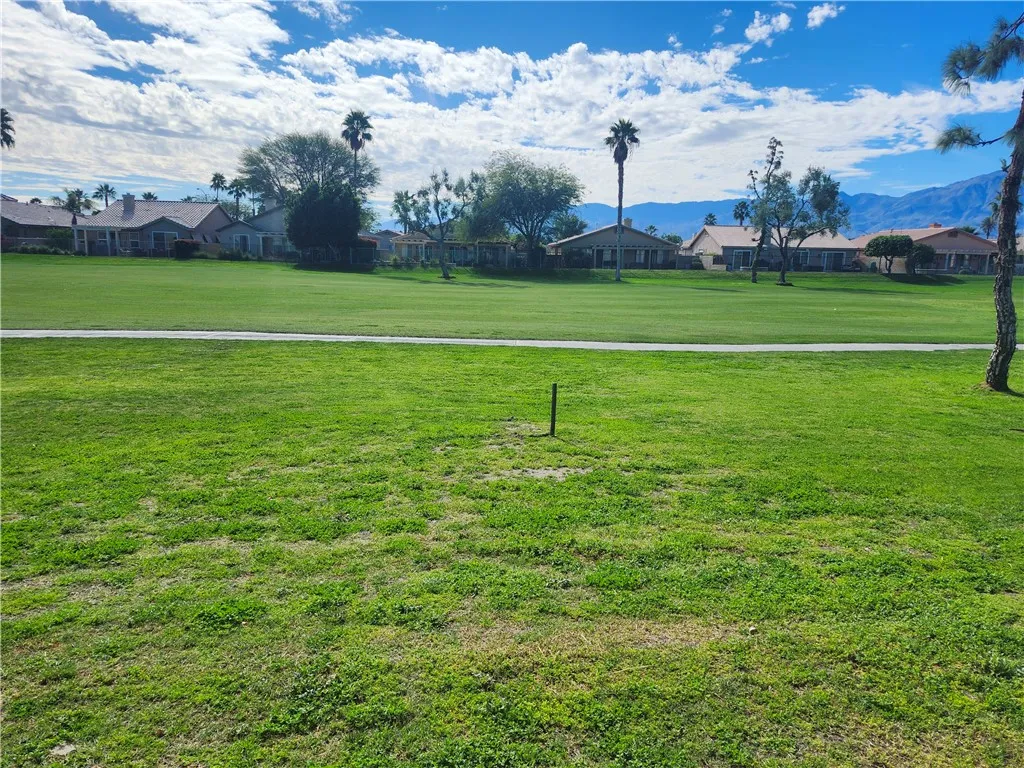 82527 Grant Drive, Indio, California 92201 home-pic-16