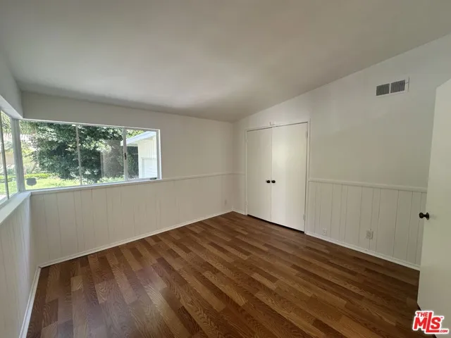 1555 San Ysidro Drive, Beverly Hills, California 90210