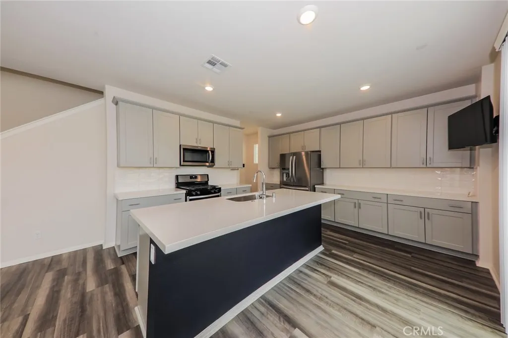 24712 Hudson, Moreno Valley, California 92551 home-pic-9