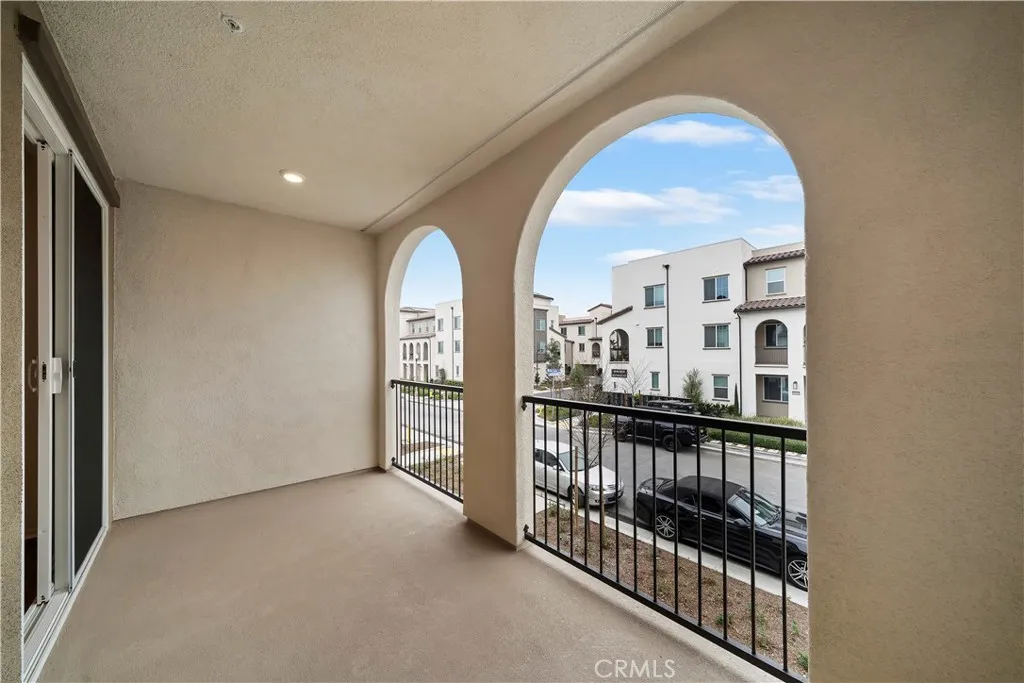 8441 Milk Thistle Lane, Chino, California 91708 home-pic-6