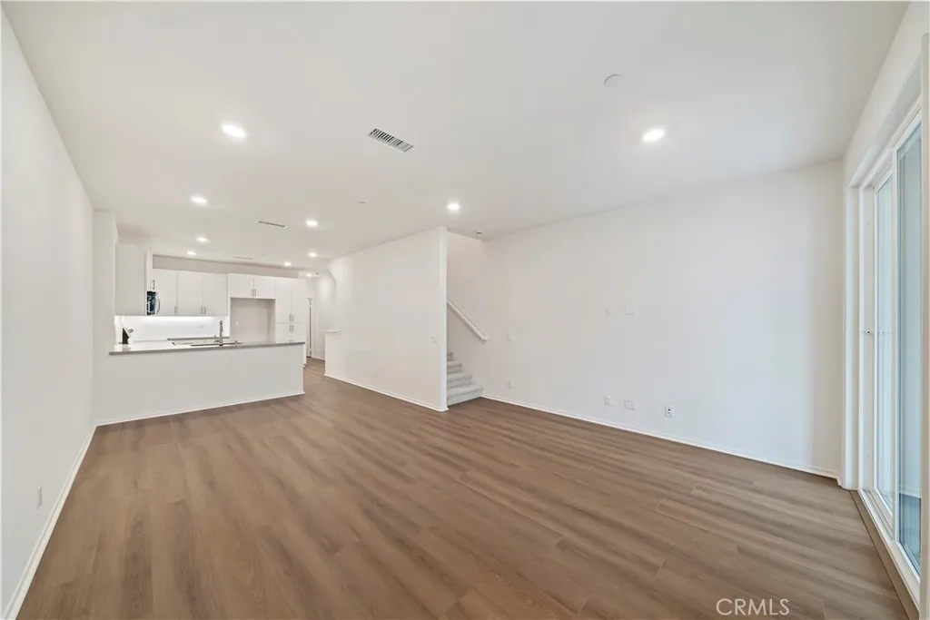 8441 Milk Thistle Lane, Chino, California 91708 home-pic-4
