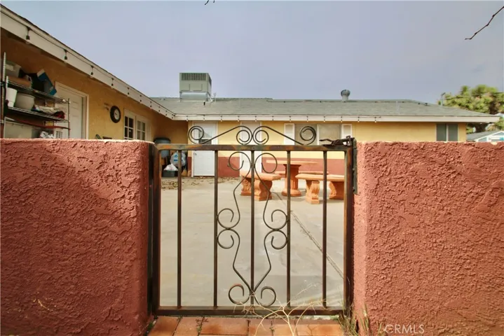 8747 Balsa Avenue, Yucca Valley, California 92284
