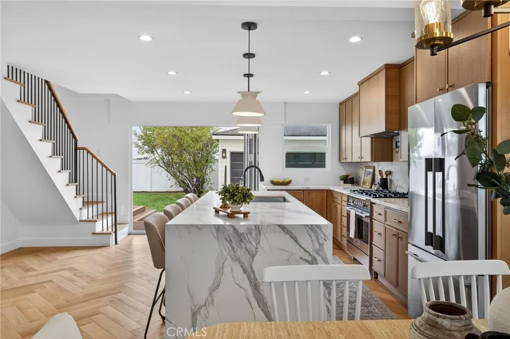 1167 Magnolia Avenue, Manhattan Beach, California 90266 home-pic-10