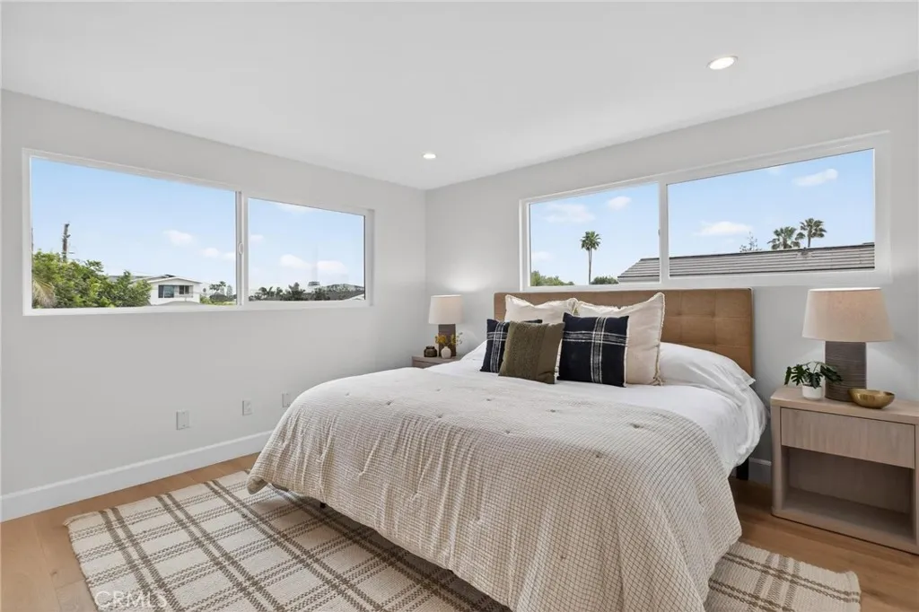 1167 Magnolia Avenue, Manhattan Beach, California 90266 home-pic-32
