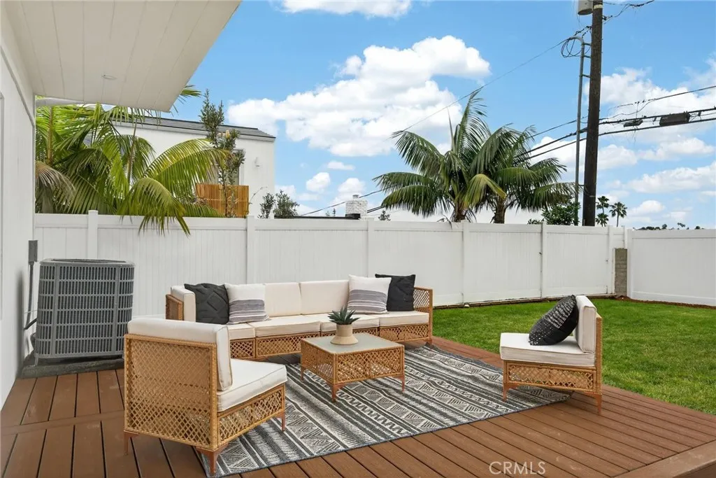 1167 Magnolia Avenue, Manhattan Beach, California 90266 home-pic-39
