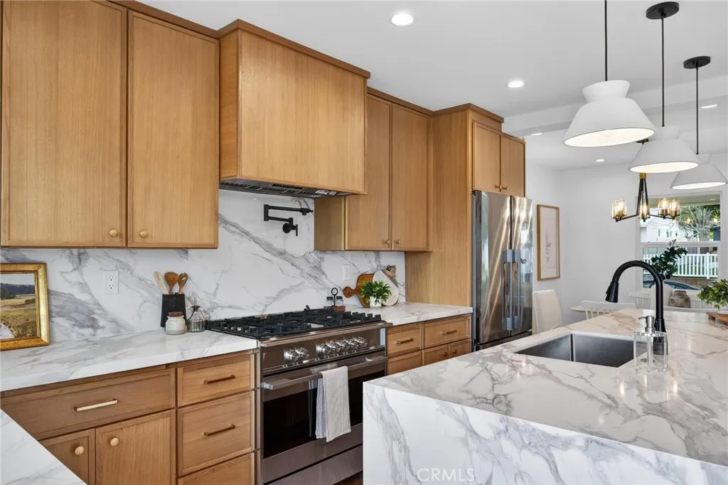 1167 Magnolia Avenue, Manhattan Beach, California 90266 home-pic-17