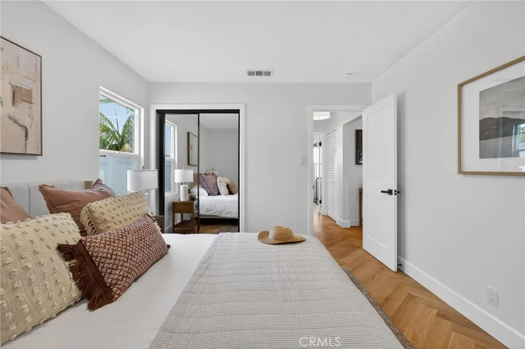 1167 Magnolia Avenue, Manhattan Beach, California 90266 home-pic-22