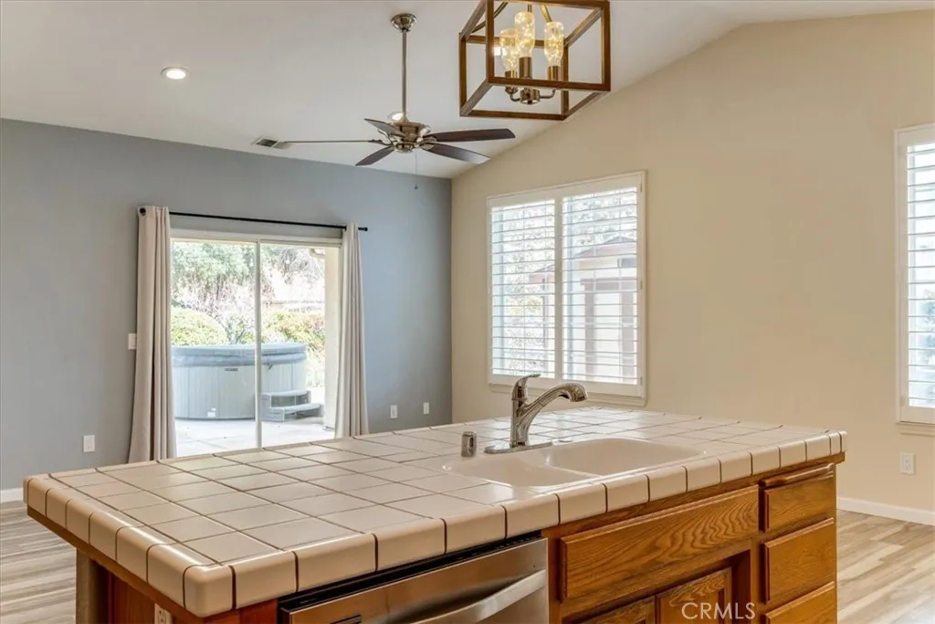 1730 Sandalwood, Templeton, California 93465 home-pic-26
