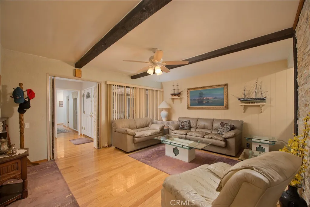 6652 Daryn, West Hills, California 91307 home-pic-12