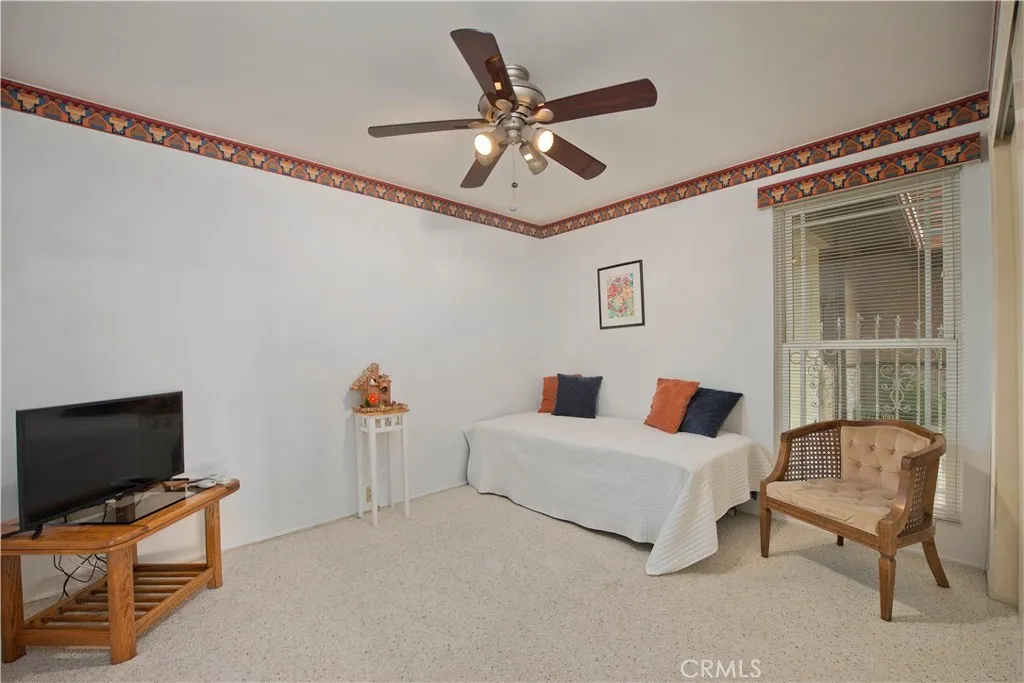 6652 Daryn, West Hills, California 91307 home-pic-22