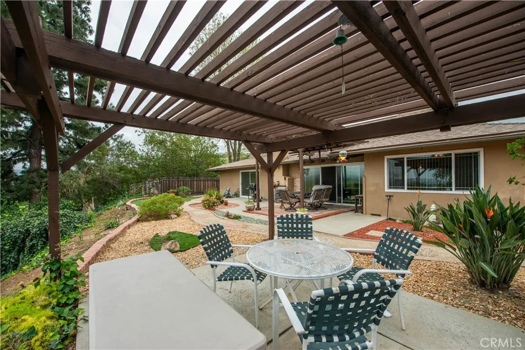 6652 Daryn, West Hills, California 91307 home-pic-34