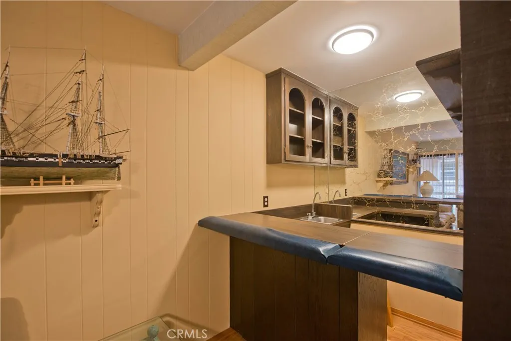 6652 Daryn, West Hills, California 91307 home-pic-13