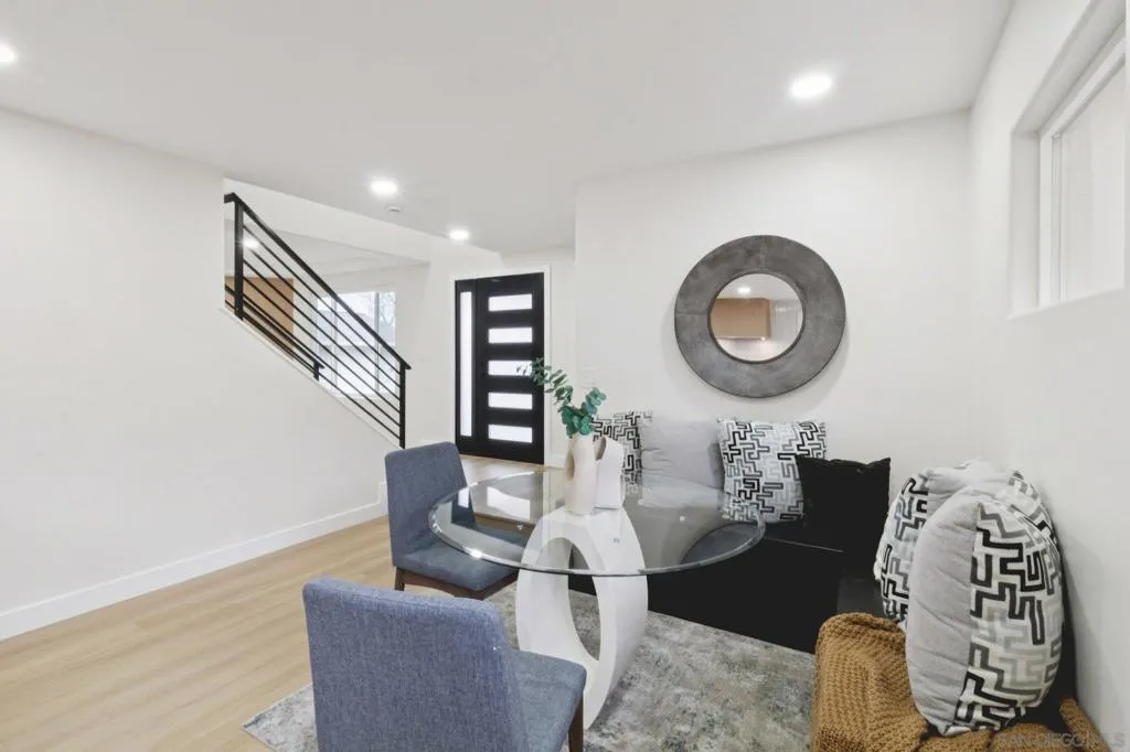 4334 Rous St., San Diego, California 92122 home-pic-6
