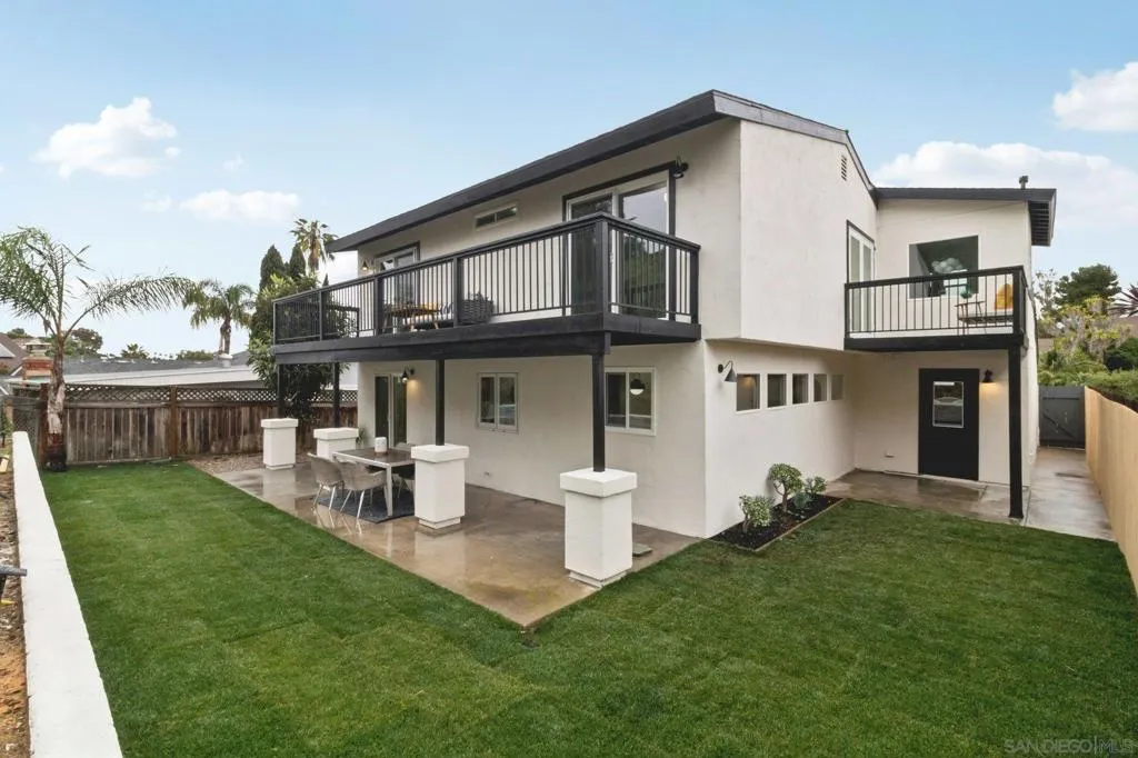 4334 Rous St., San Diego, California 92122 home-pic-18