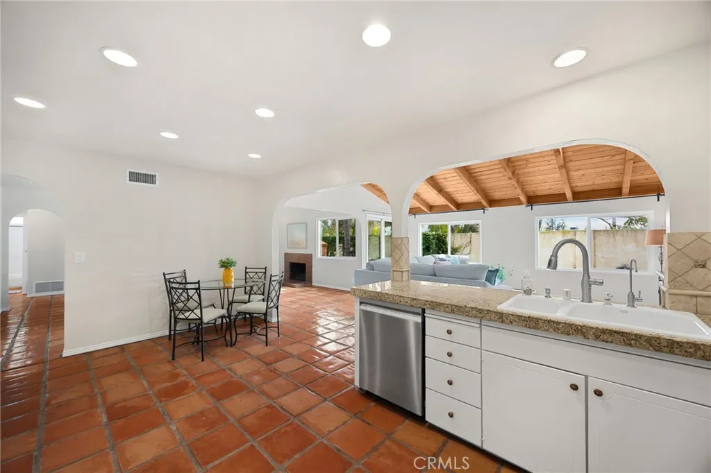 1020 Joyce Drive, Brea, California 92821 home-pic-10