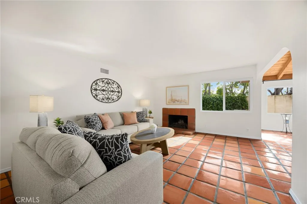 1020 Joyce Drive, Brea, California 92821 home-pic-4