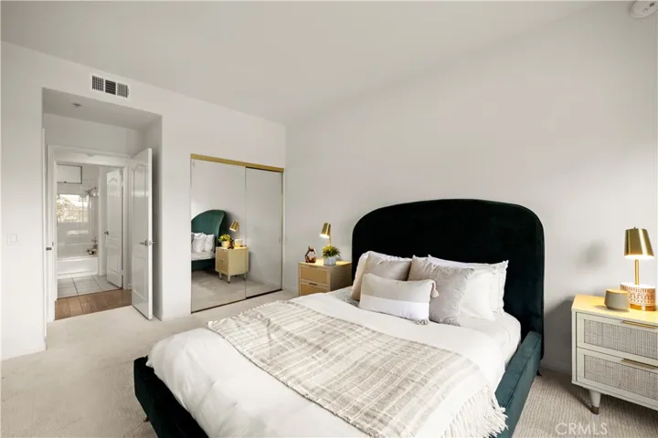 12060 Hoffman Street 103, Studio City, California 91604