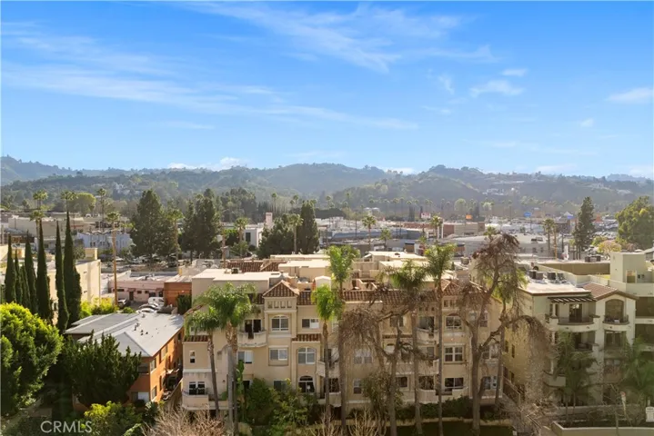 12060 Hoffman Street 103, Studio City, California 91604