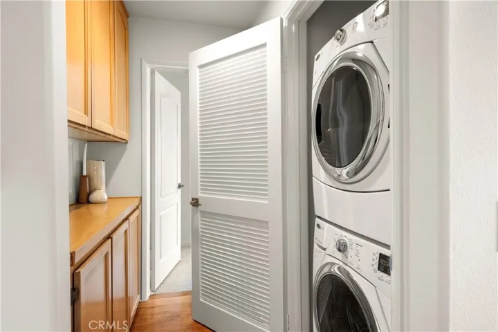 12060 Hoffman Street 103, Studio City, California 91604