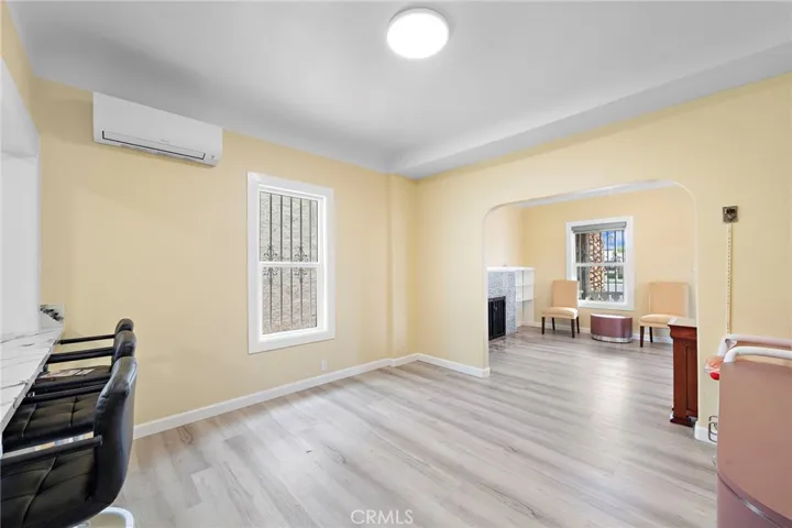 Light, Bright and open with Natural Light, Turnkey Ready