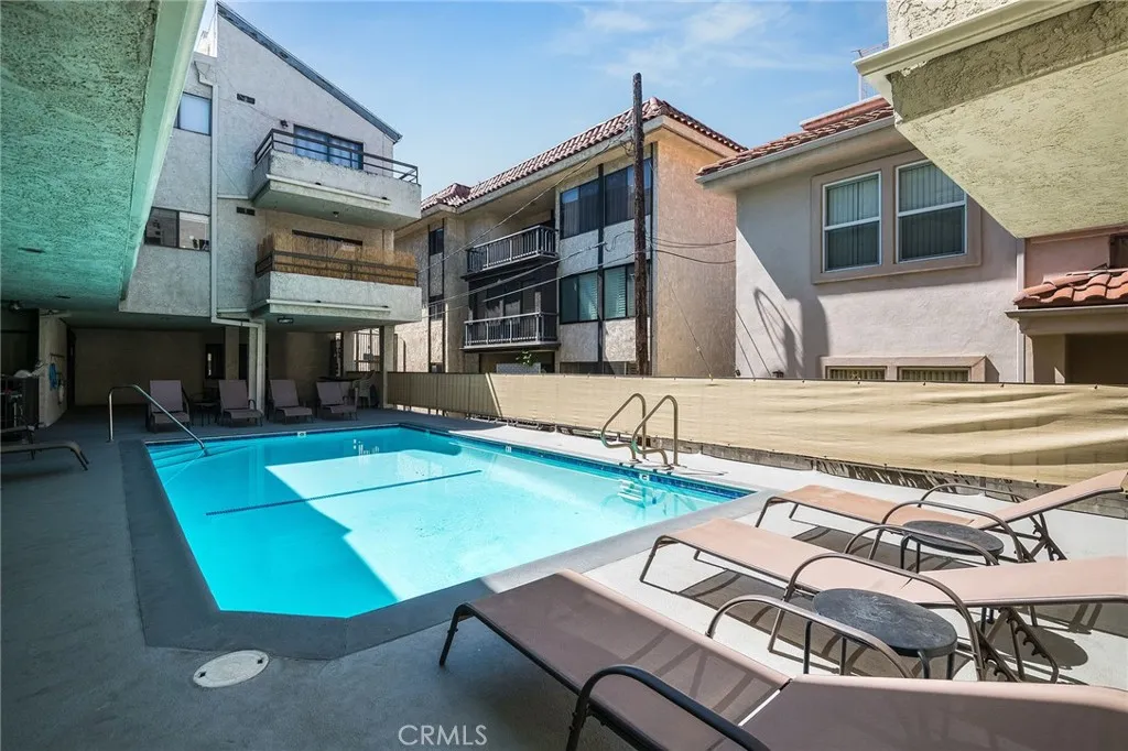 225 N Rose Street 307, Burbank, California 91505 home-pic-23
