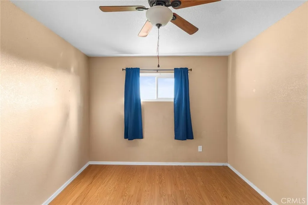1189 Mesa Verde, San Bernardino, California 92404 home-pic-27