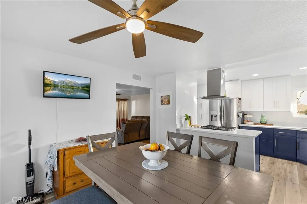 1189 Mesa Verde, San Bernardino, California 92404 home-pic-20