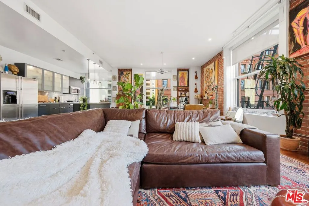 257 S Spring Street 2m, Los Angeles, California 90012 home-pic-29