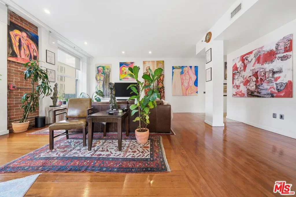 257 S Spring Street 2m, Los Angeles, California 90012 home-pic-27