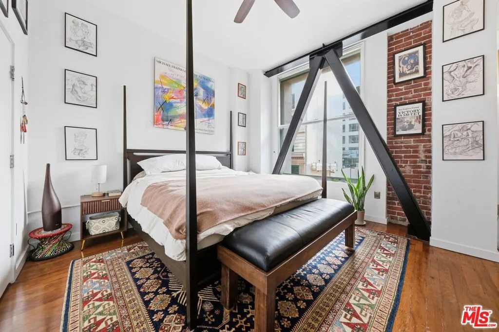 257 S Spring Street 2m, Los Angeles, California 90012 home-pic-35