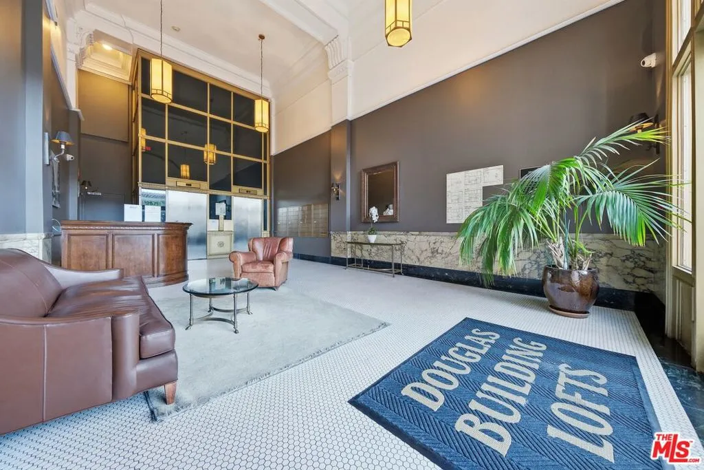 257 S Spring Street 2m, Los Angeles, California 90012 home-pic-10