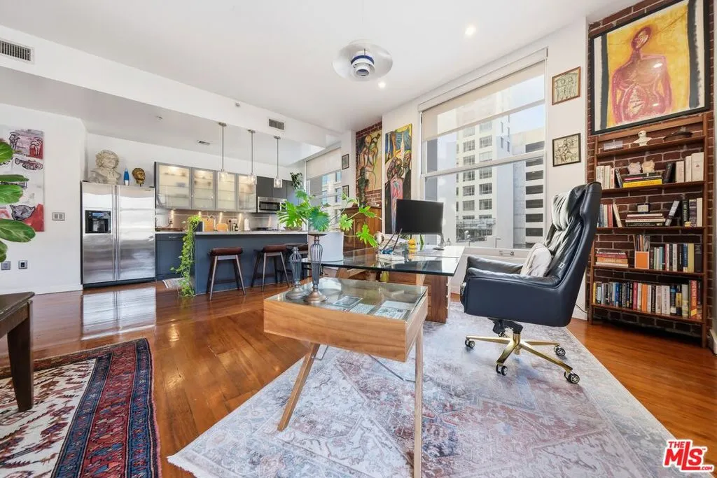 257 S Spring Street 2m, Los Angeles, California 90012 home-pic-21