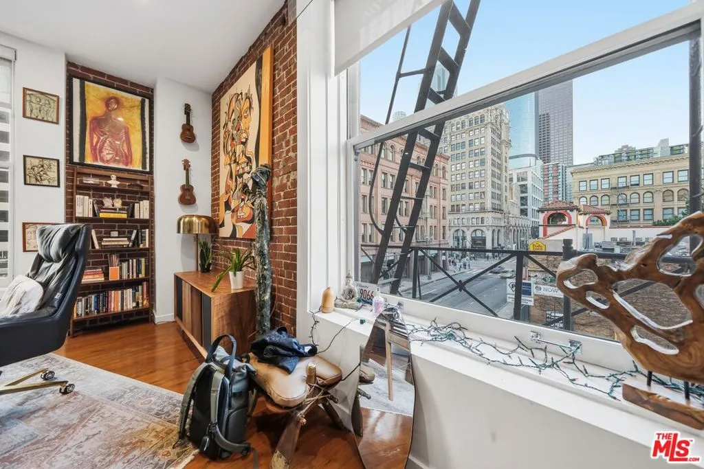257 S Spring Street 2m, Los Angeles, California 90012 home-pic-25