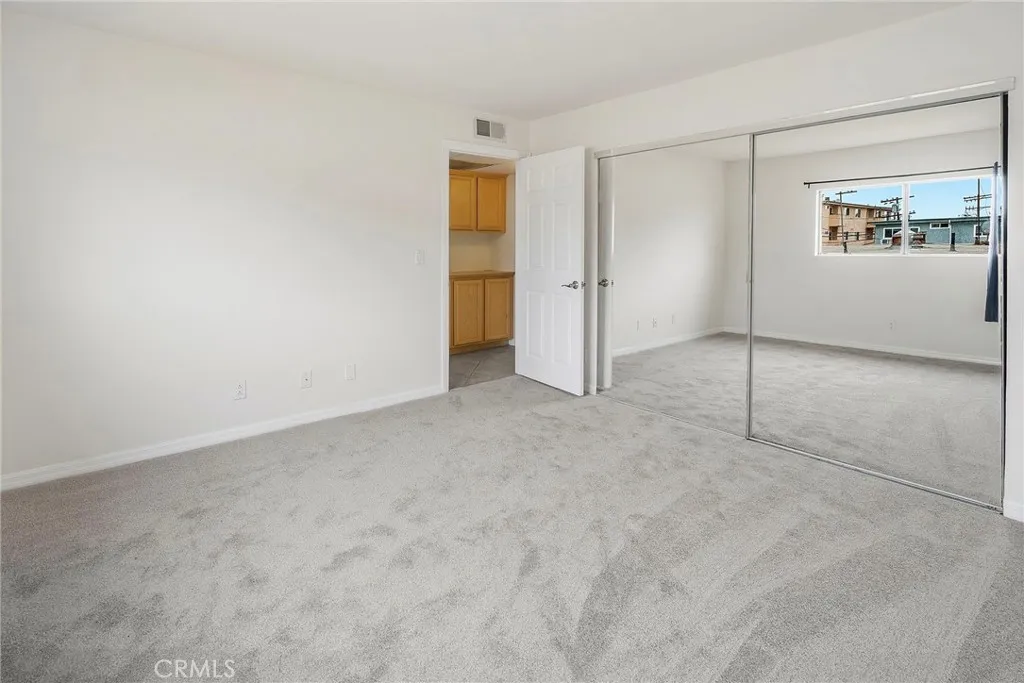 3651 Jasmine Avenue  home-pic-10