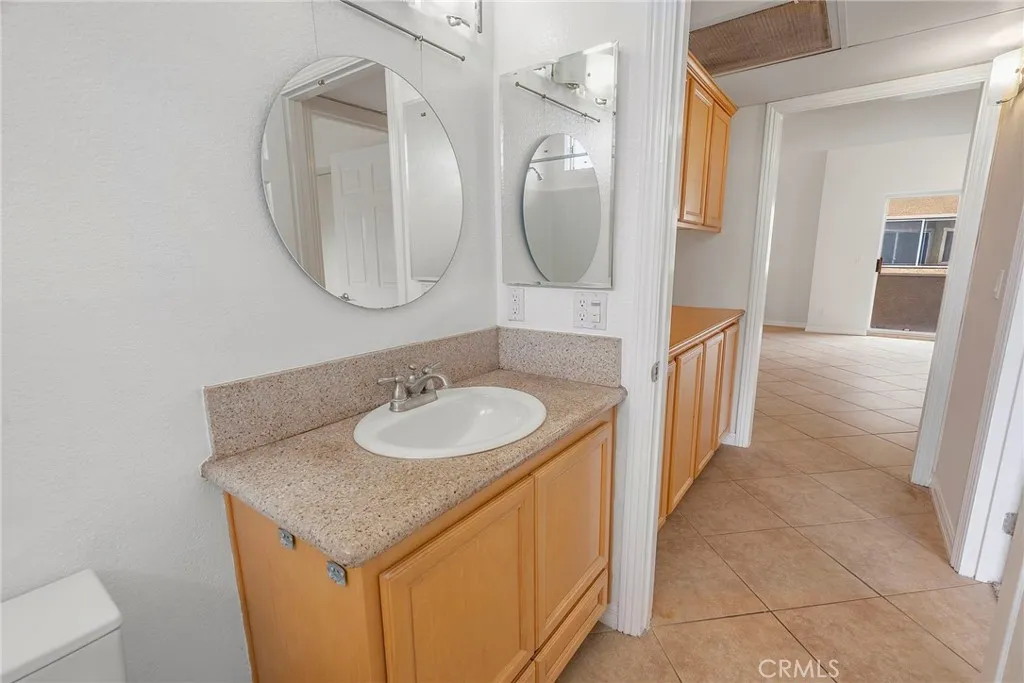3651 Jasmine Avenue  home-pic-12