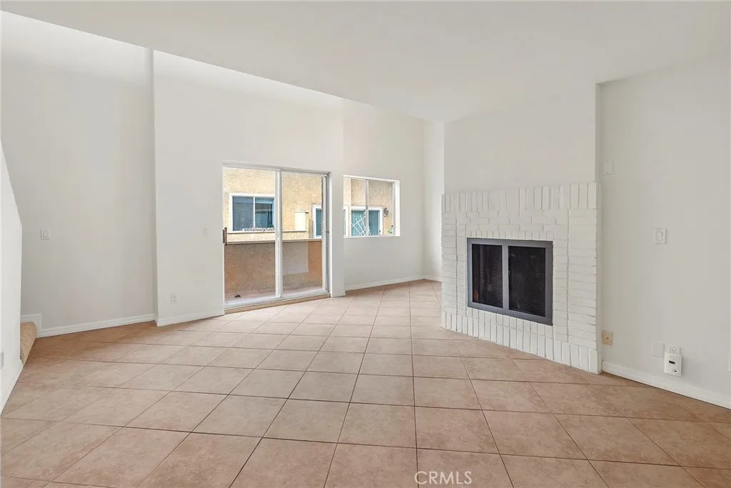 3651 Jasmine Avenue  home-pic-13
