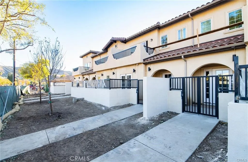 5518 E Los Angeles Avenue 3, Simi Valley, California 93063 home-pic-3