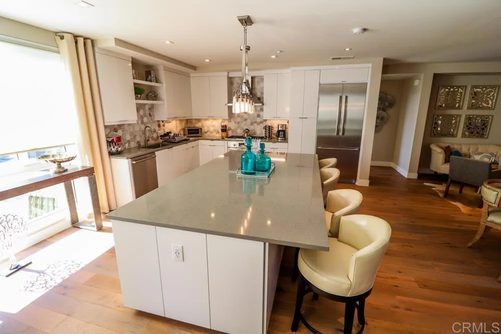 2665 5th Avenue 304, San Diego, California 92103 home-pic-11