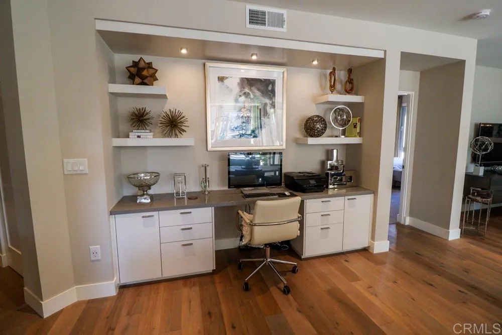 2665 5th Avenue 304, San Diego, California 92103 home-pic-5