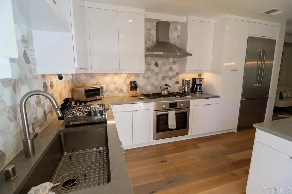 2665 5th Avenue 304, San Diego, California 92103 home-pic-7